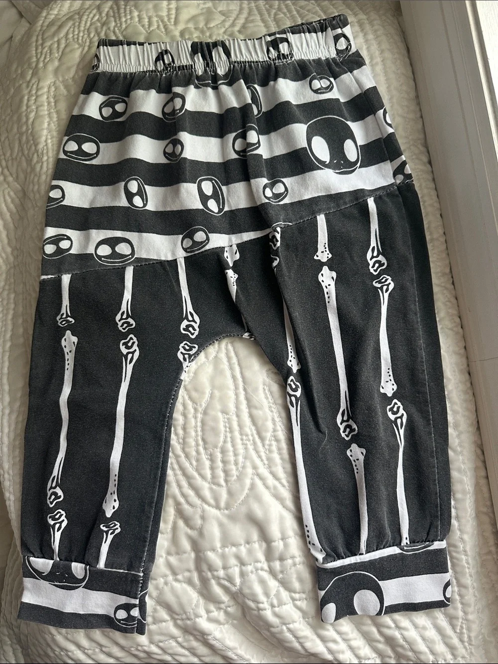 Adorable Baby kid outfit Jack the skeleton size 9-12 months